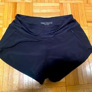 Outdoor voices, size small, running shorts